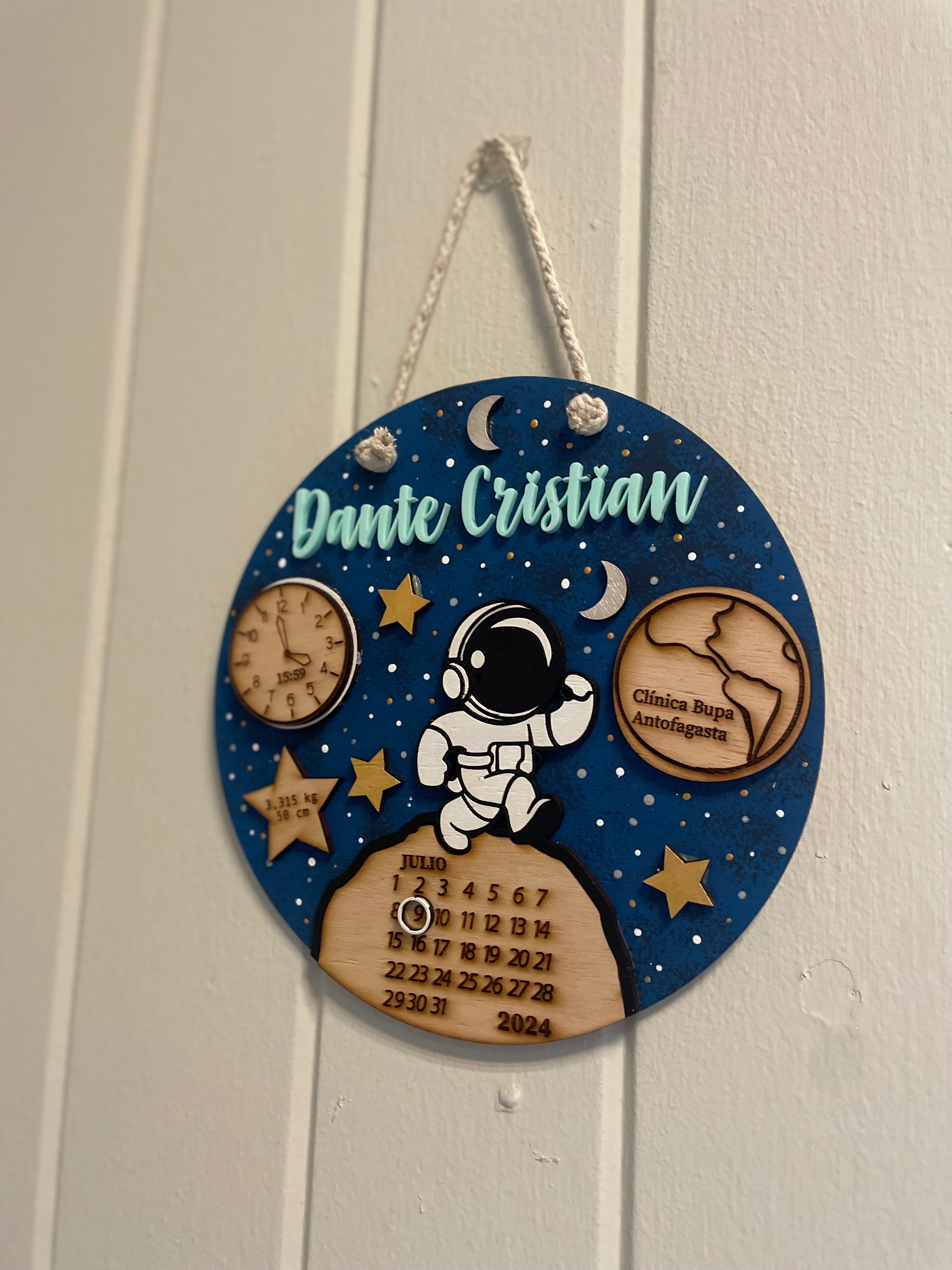 Datos de nacimiento astronauta